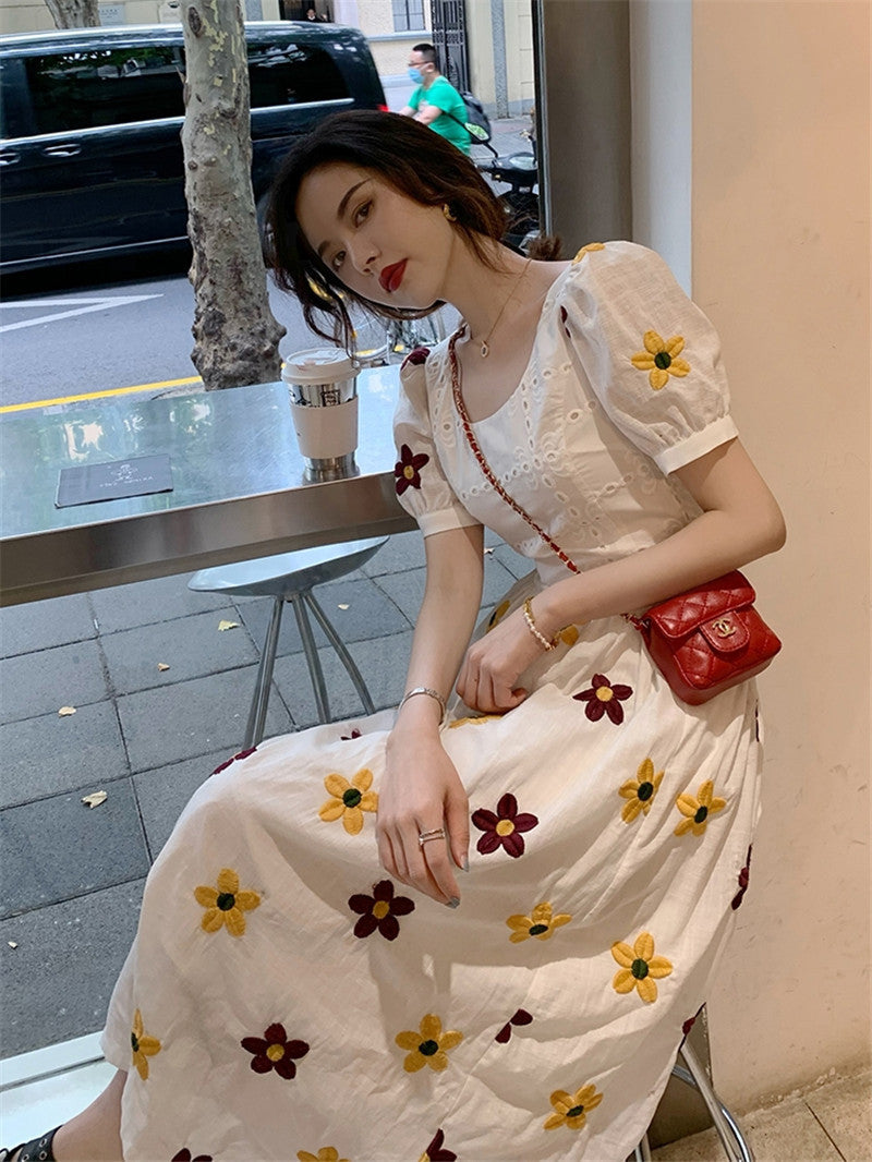 Skirt Summer Women"s New French Floral Dress With Slim Waist And Goddess Style Bubble Sleeve Skirt